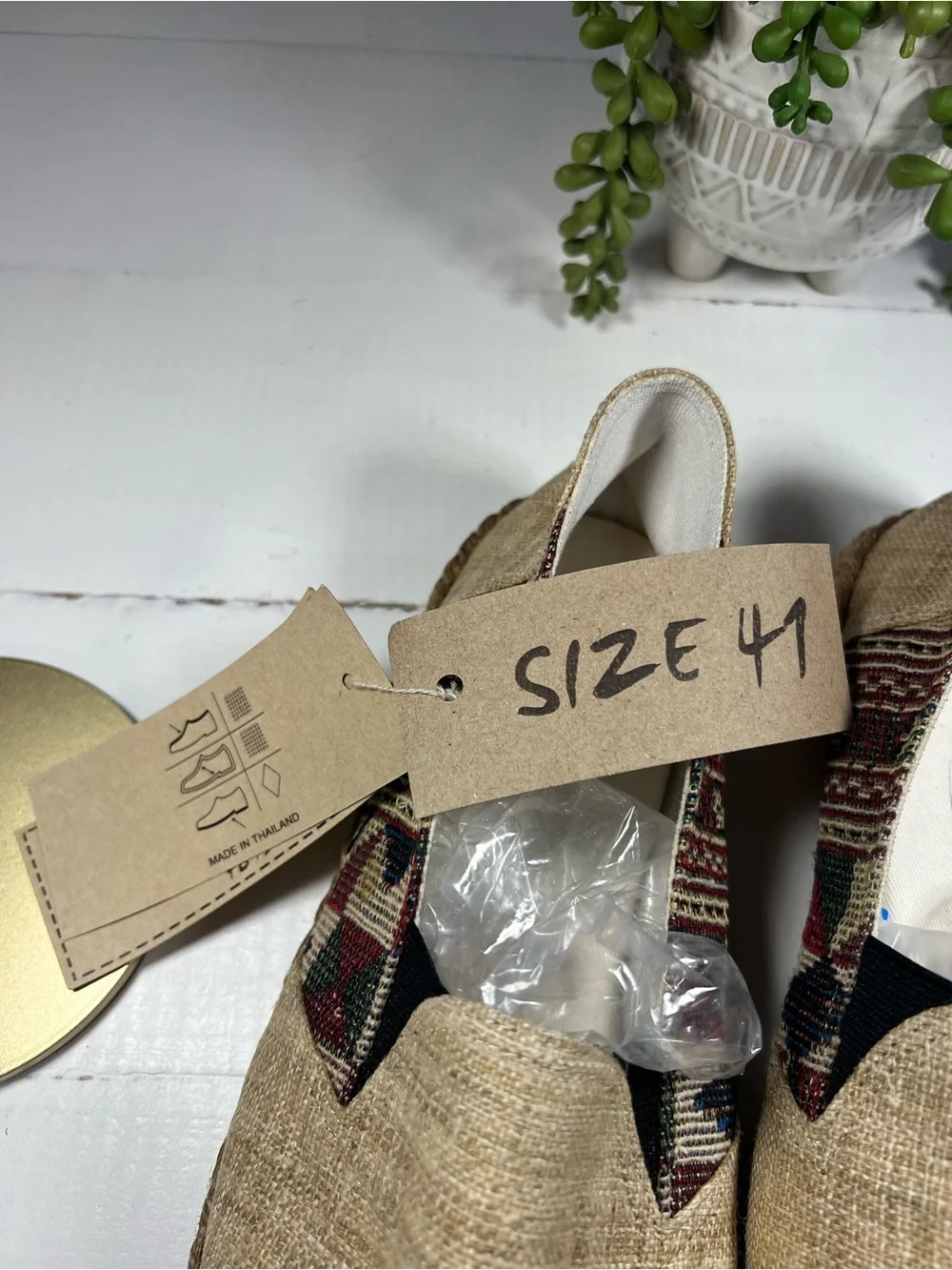 UNISEX VIRBLATT slip-on shoes. Tan Canvas with Patterned Trim. NWT